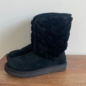 Black Uggs - Shearling and Suede
